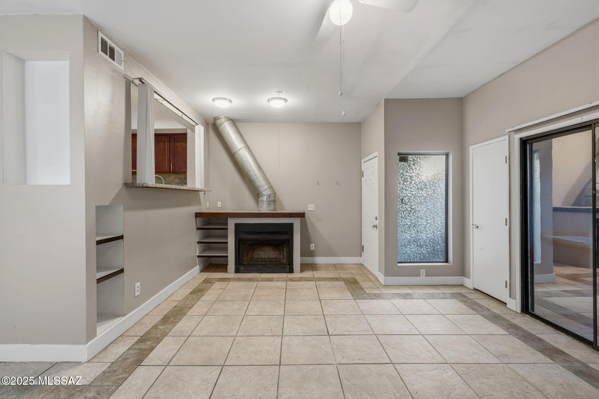 2744 N Country Club Road 106