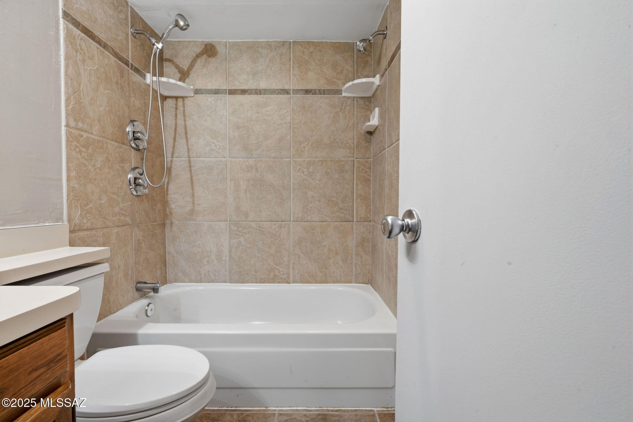 2744 N Country Club Road 106