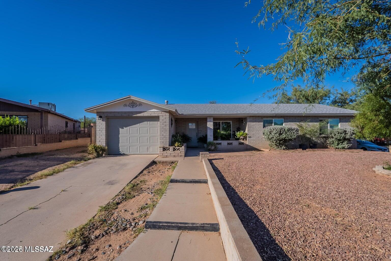 6700 S Iberia Avenue