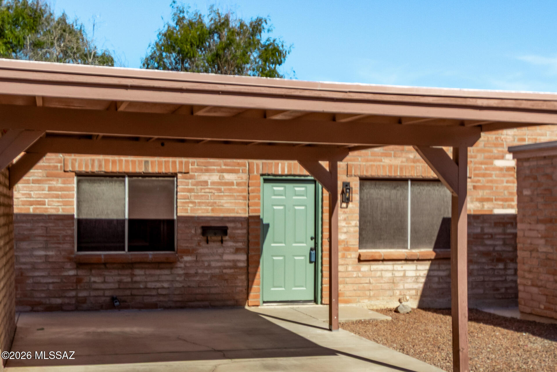 3960 E Flower Street APT 11