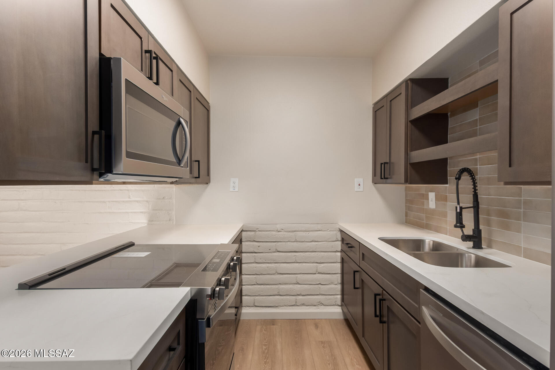 3960 E Flower Street APT 11