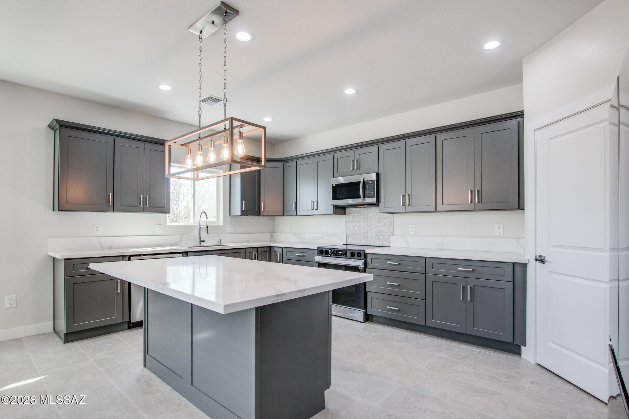 2130 S Hohokam Drive