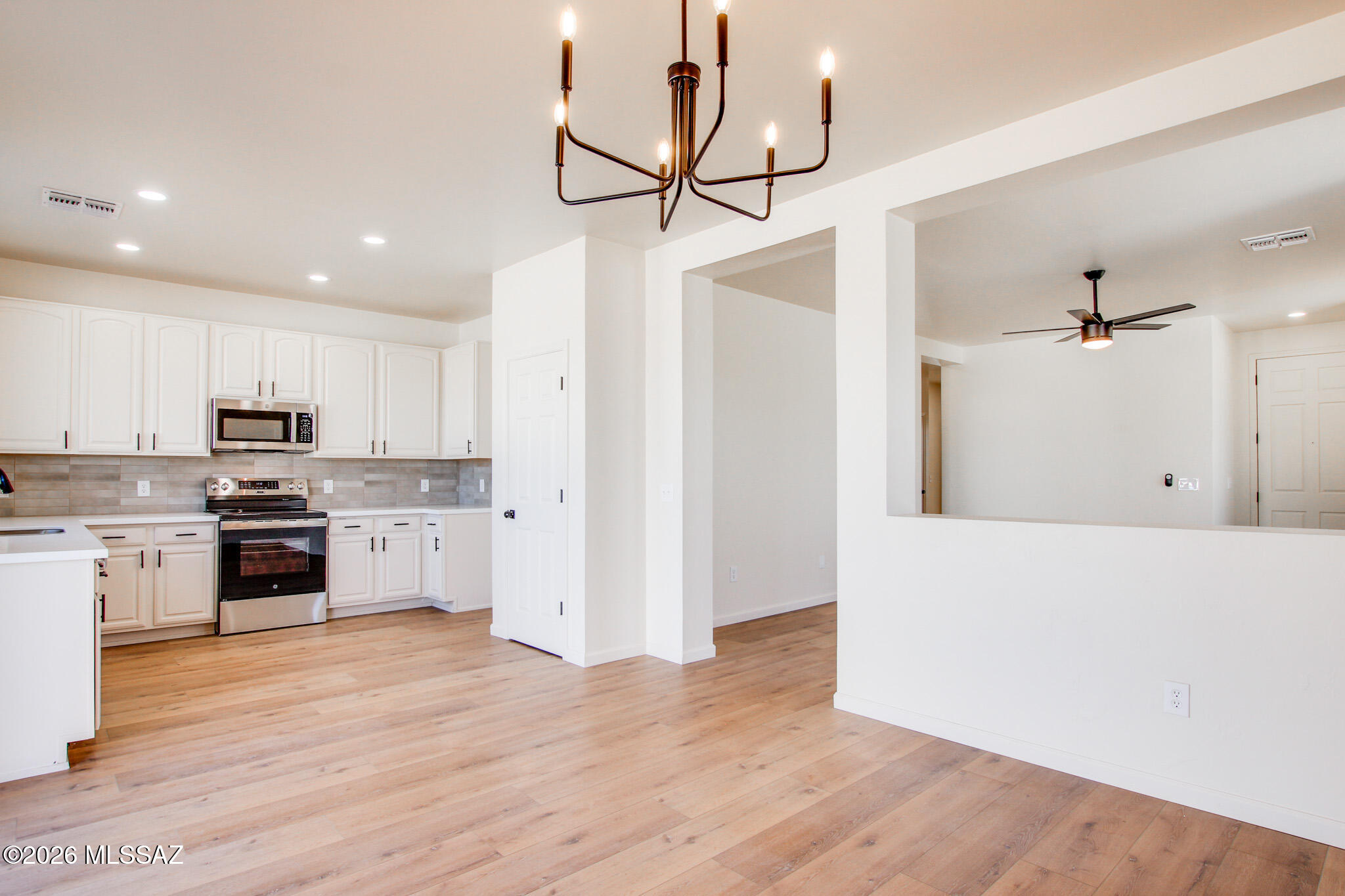 8296 W Razorbill Drive