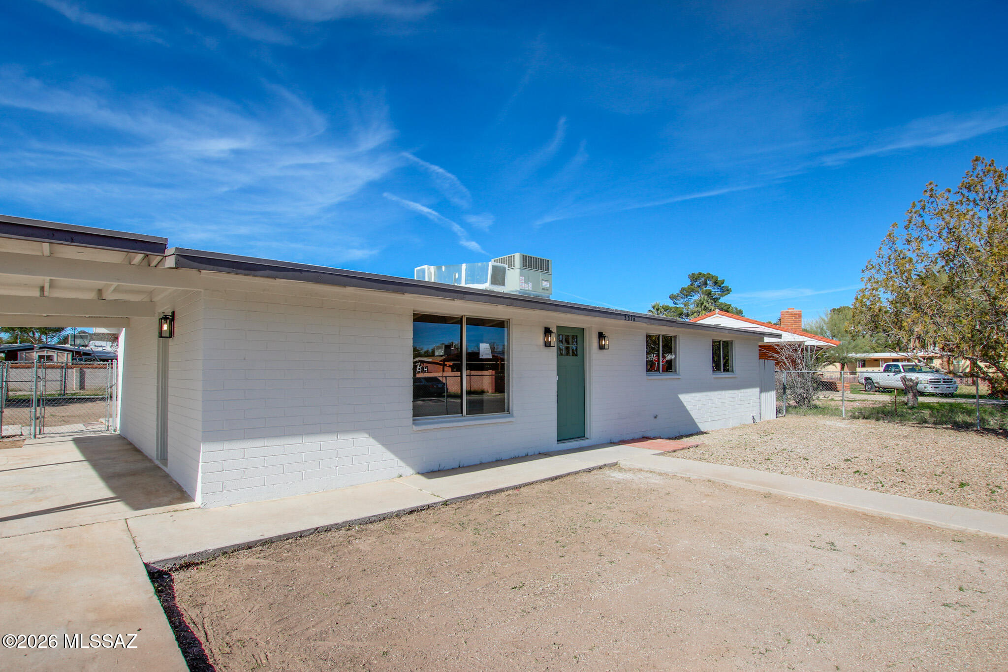 5516 S Oriole Avenue