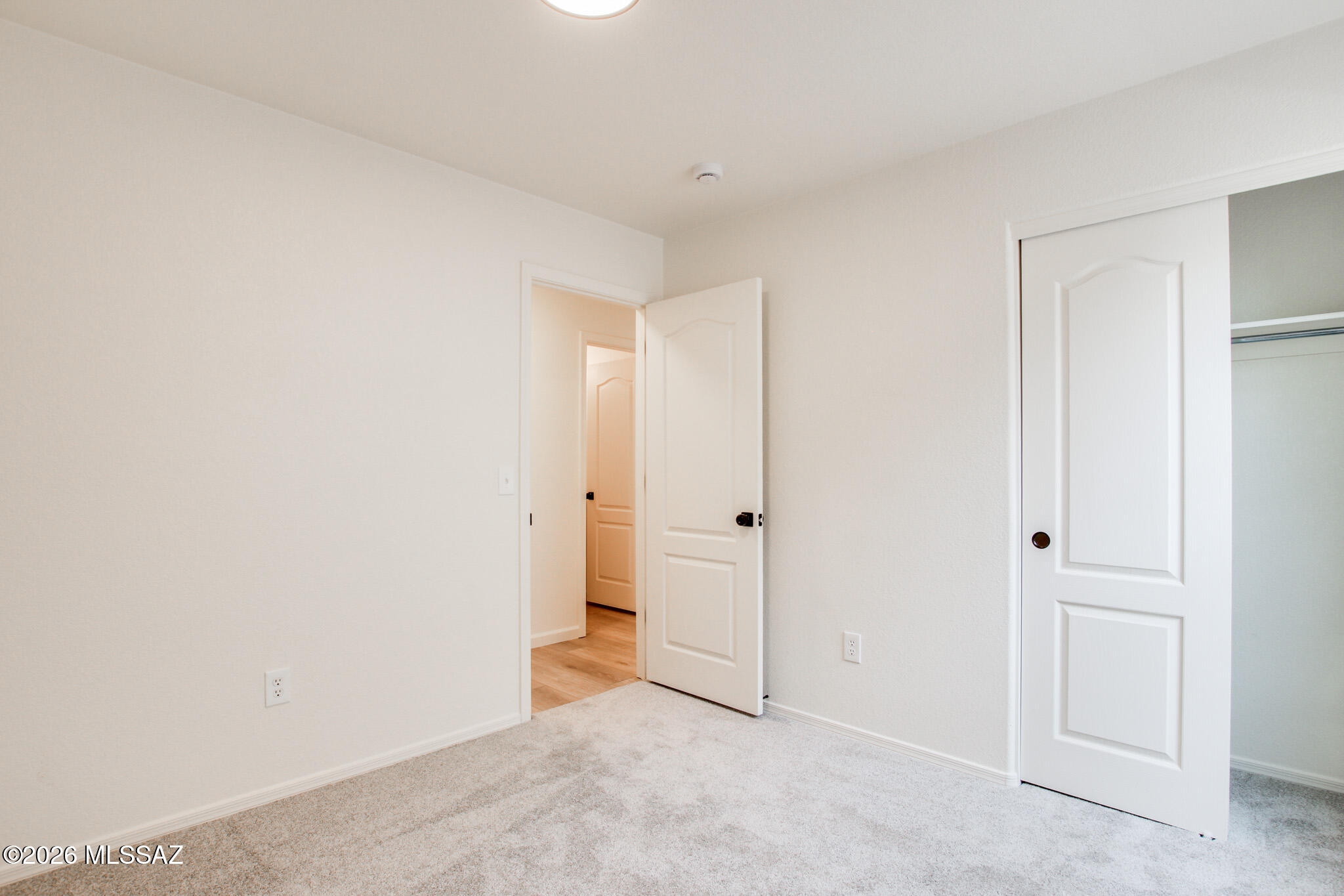 9410 E Grapevine Spring Place