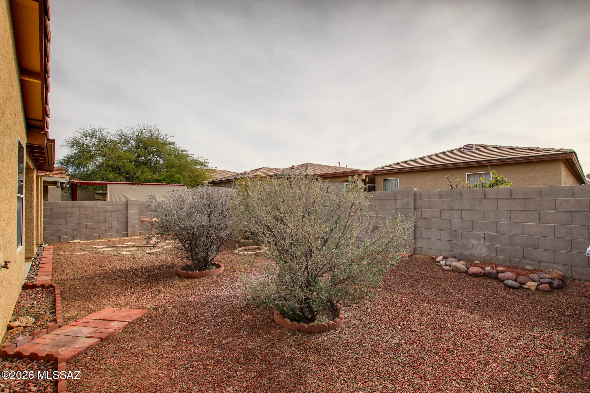 9410 E Grapevine Spring Place