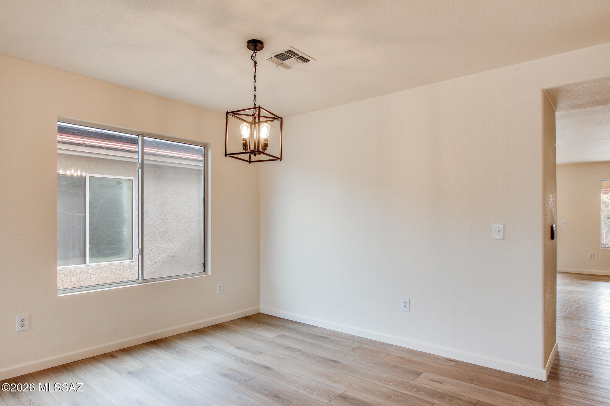 9410 E Grapevine Spring Place