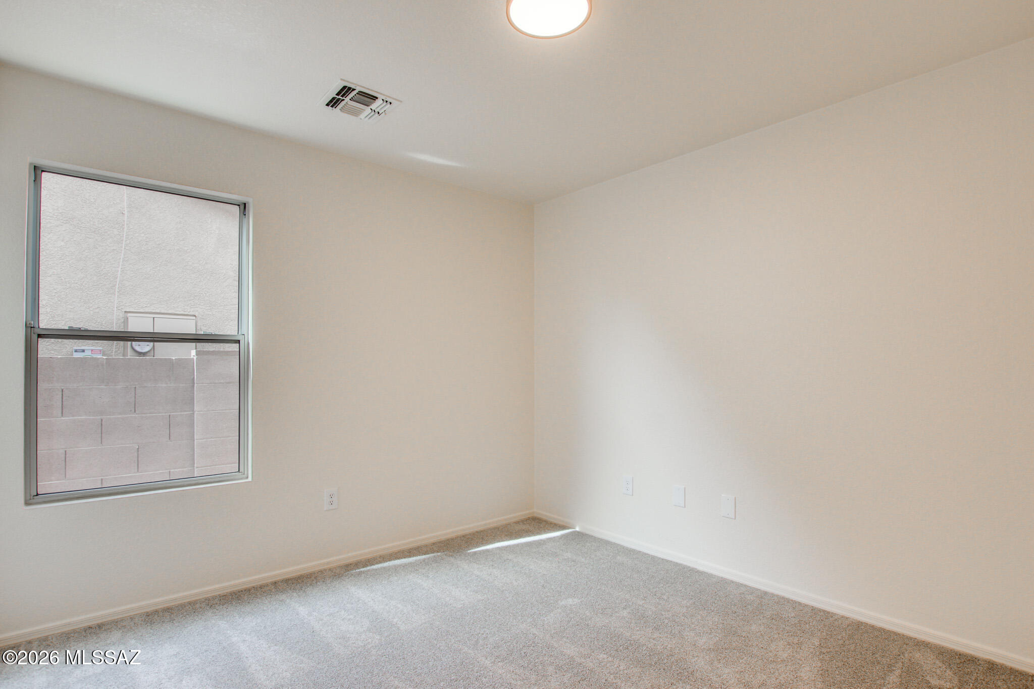 9410 E Grapevine Spring Place