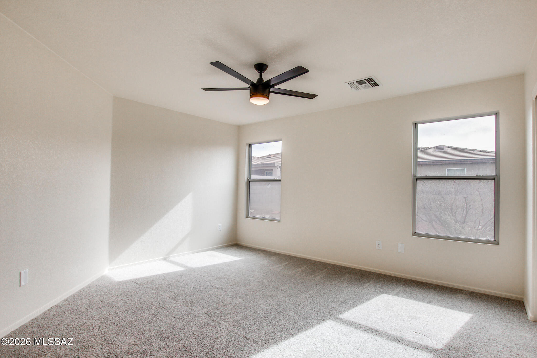 9410 E Grapevine Spring Place