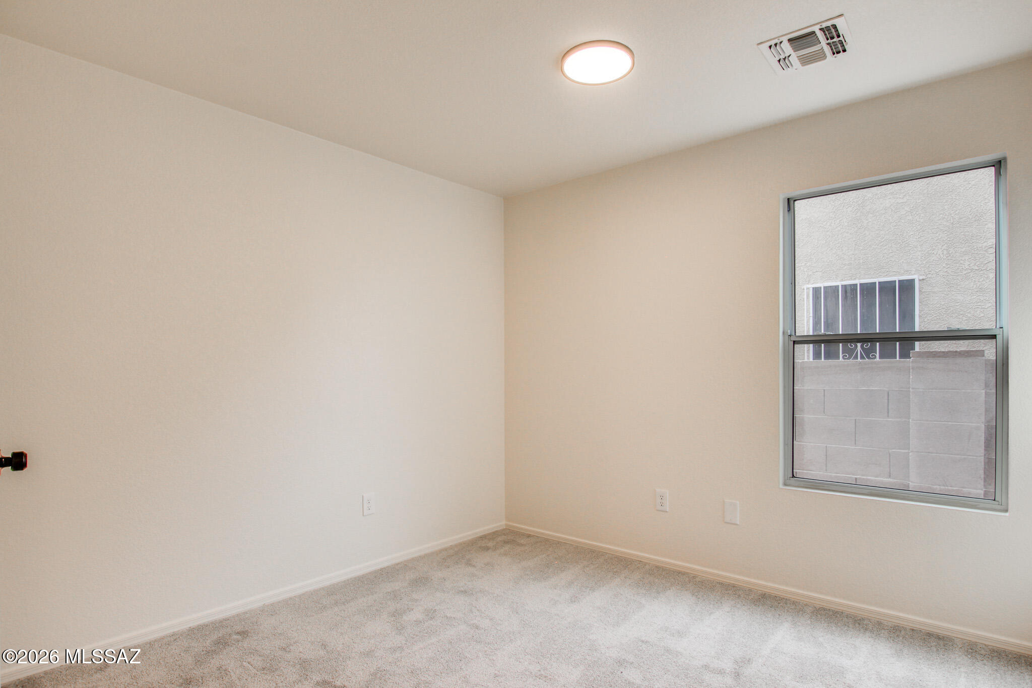 9410 E Grapevine Spring Place