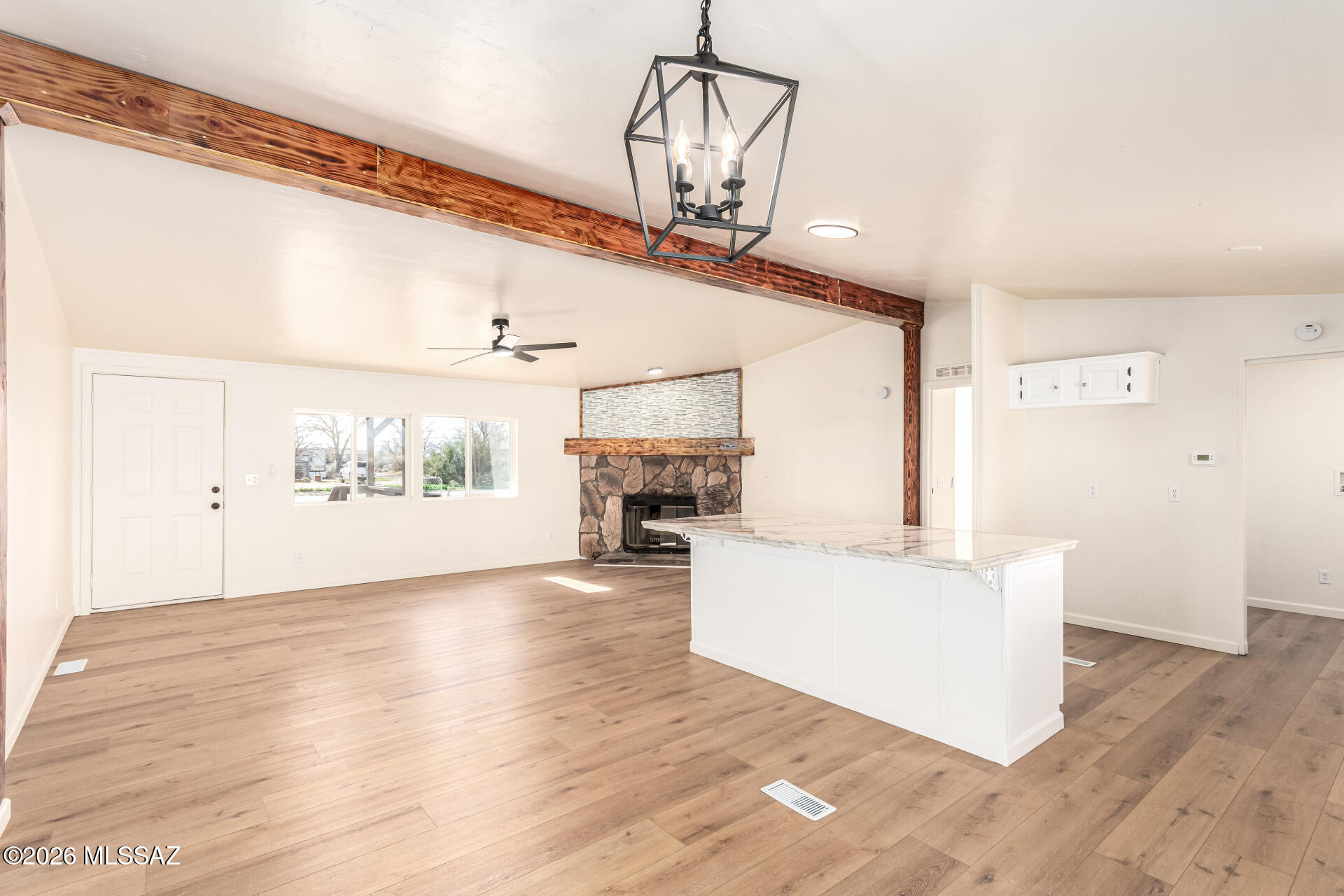 1250 W Packing Plant Road