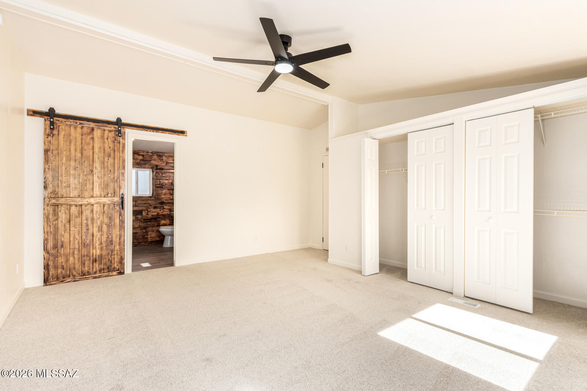 1250 W Packing Plant Road