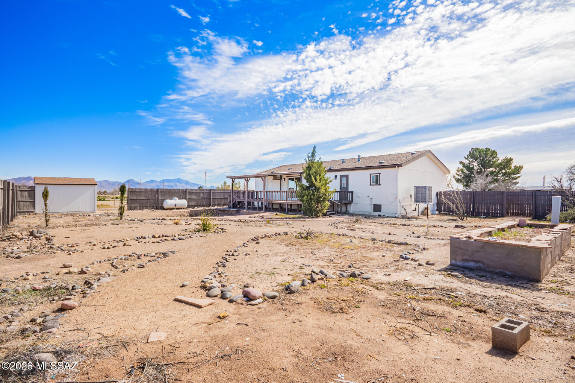 1250 W Packing Plant Road