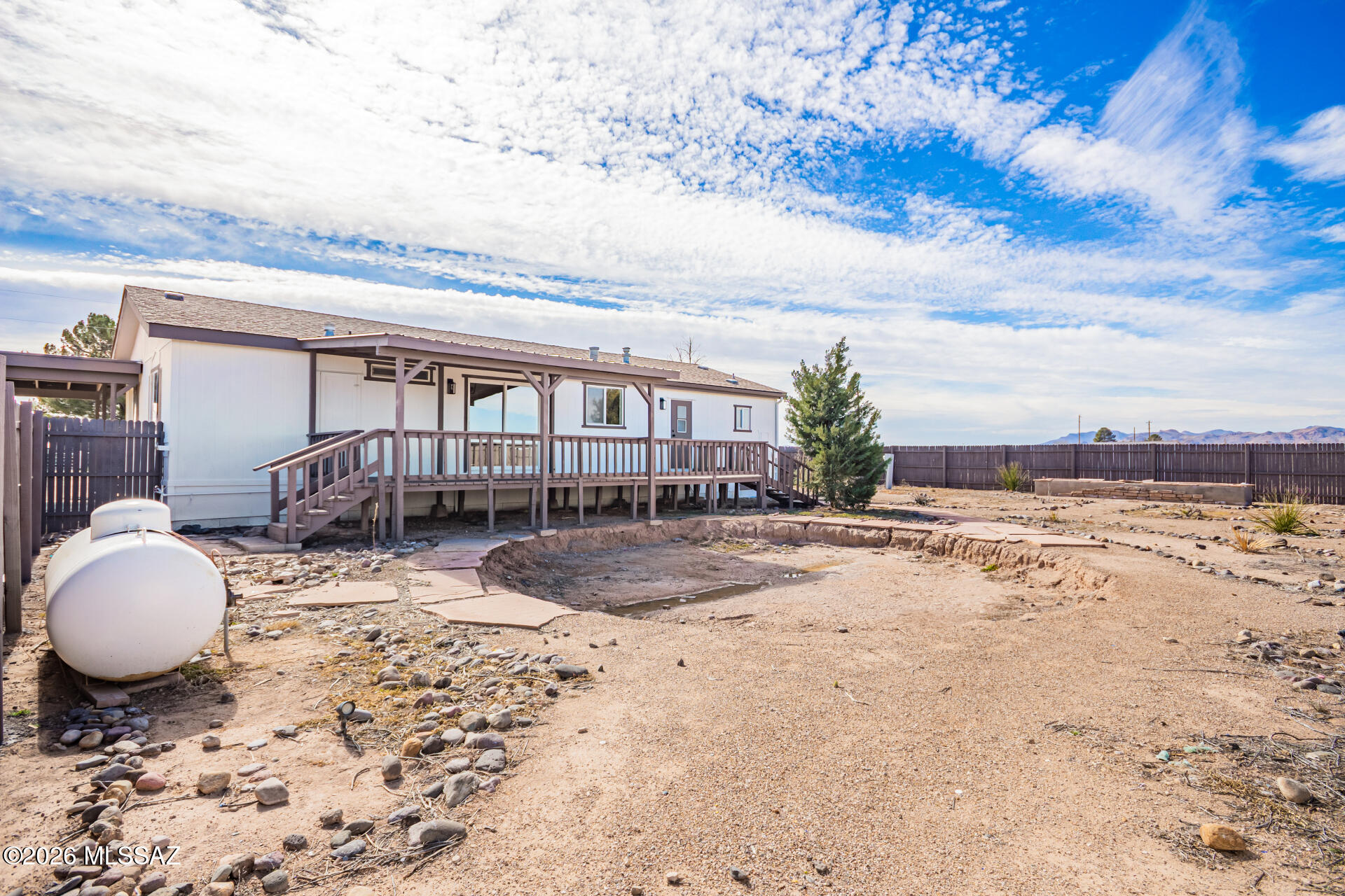 1250 W Packing Plant Road