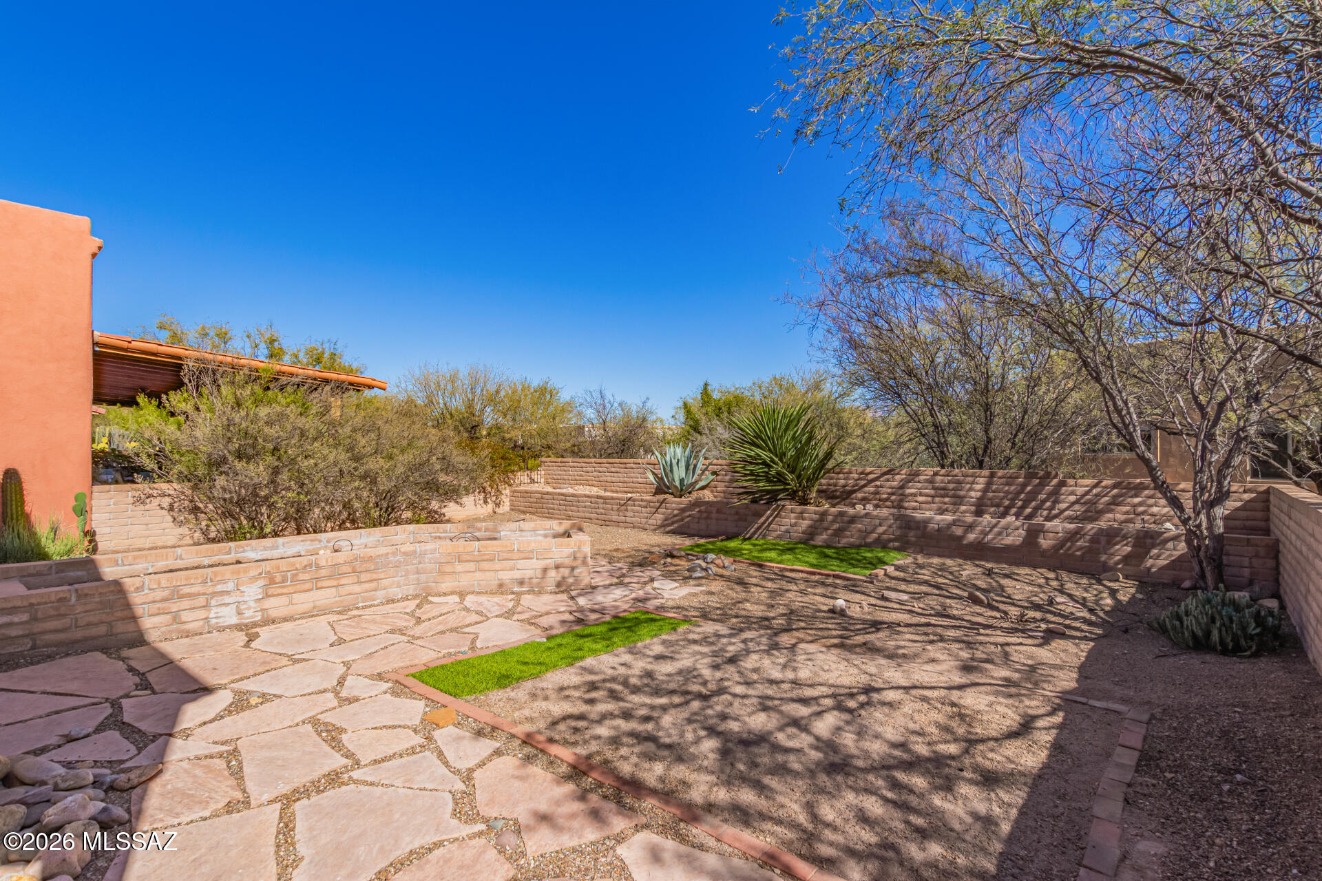 135 Calle Frida Kahlo