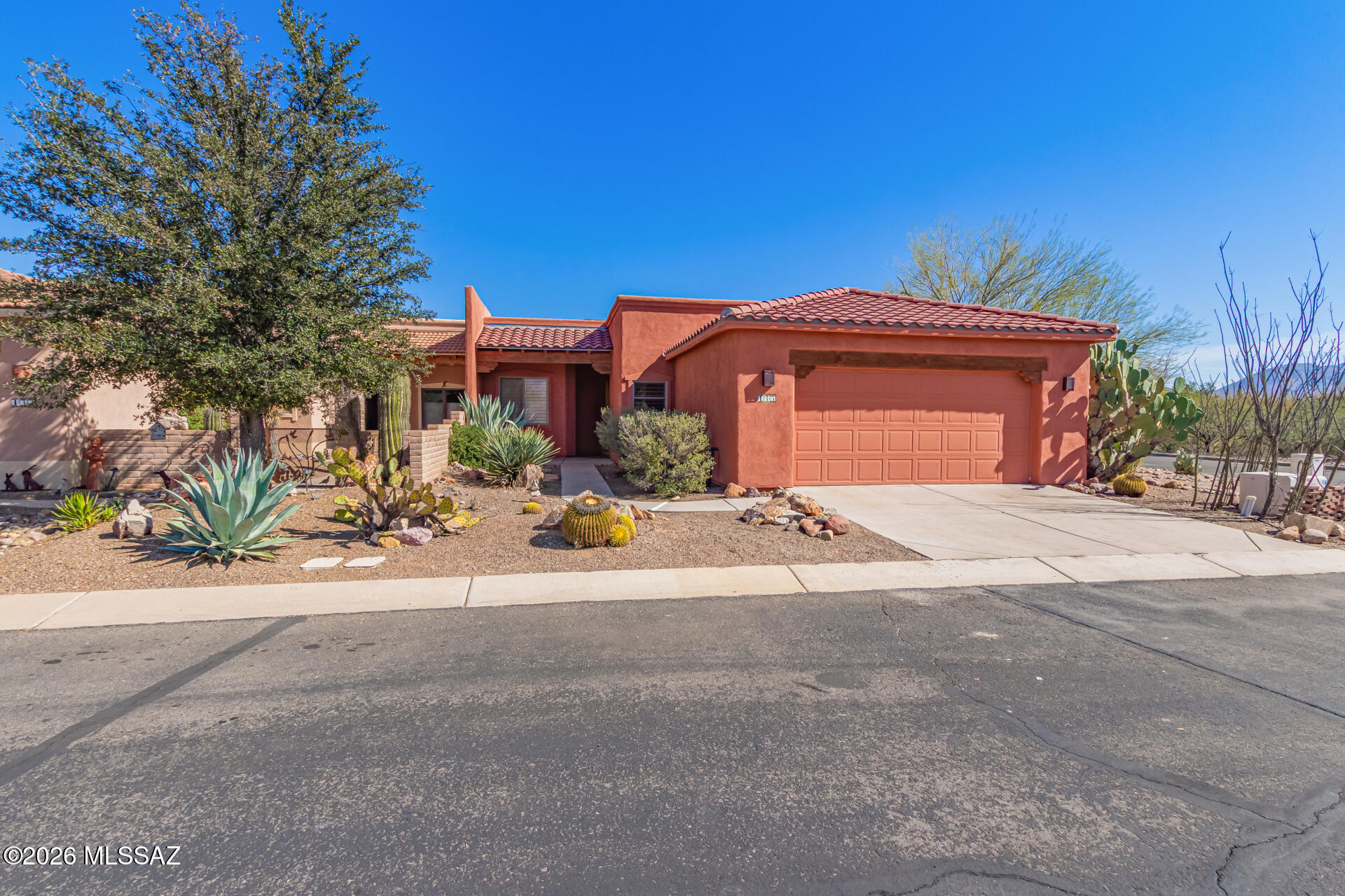 135 Calle Frida Kahlo