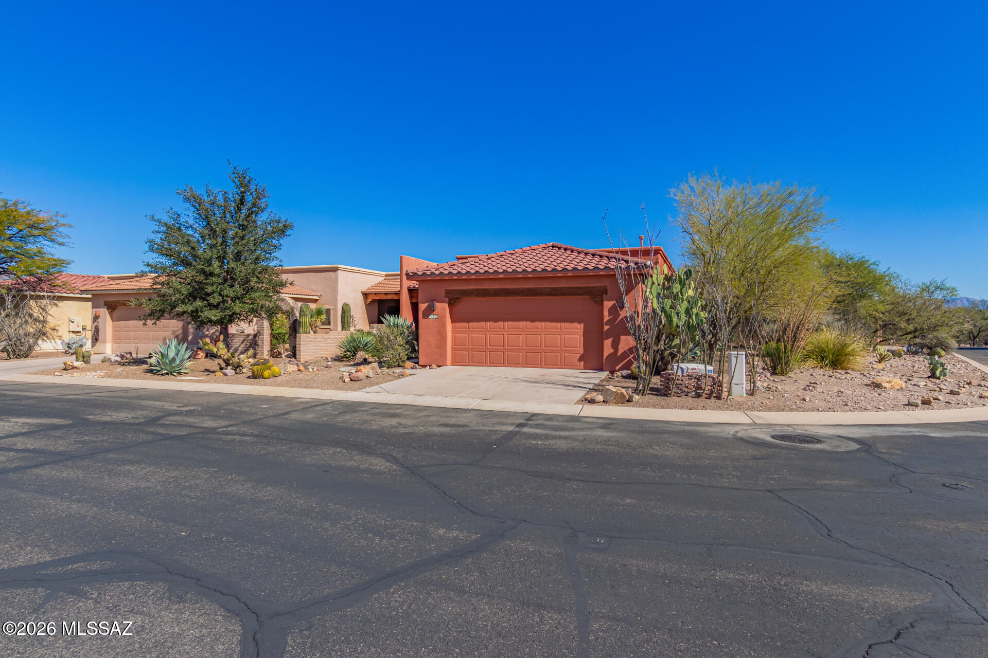 135 Calle Frida Kahlo