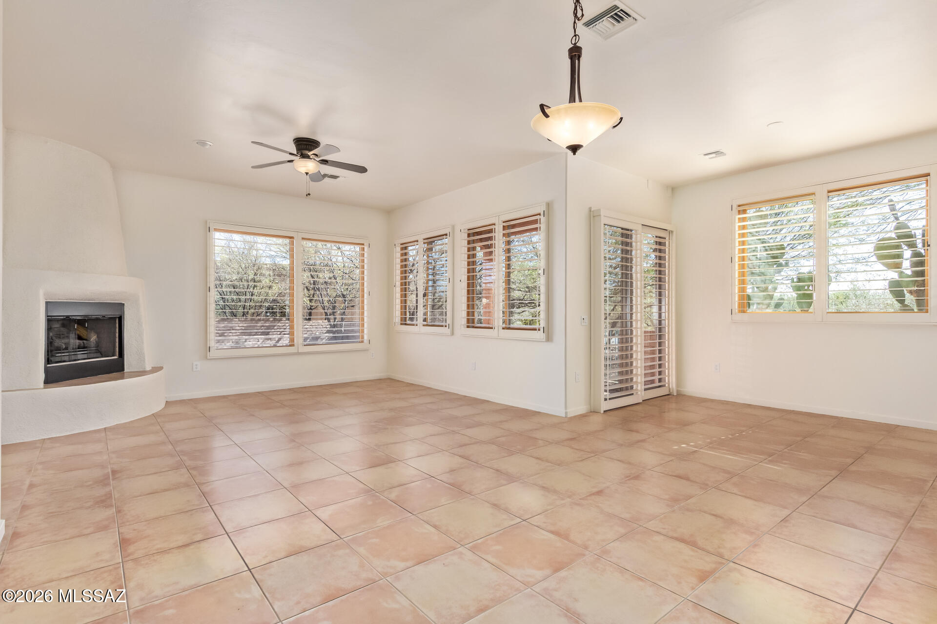 135 Calle Frida Kahlo