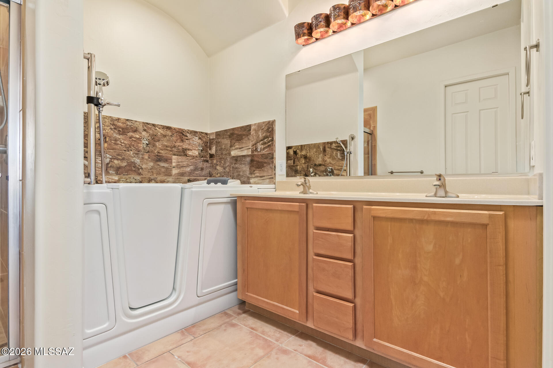 135 Calle Frida Kahlo