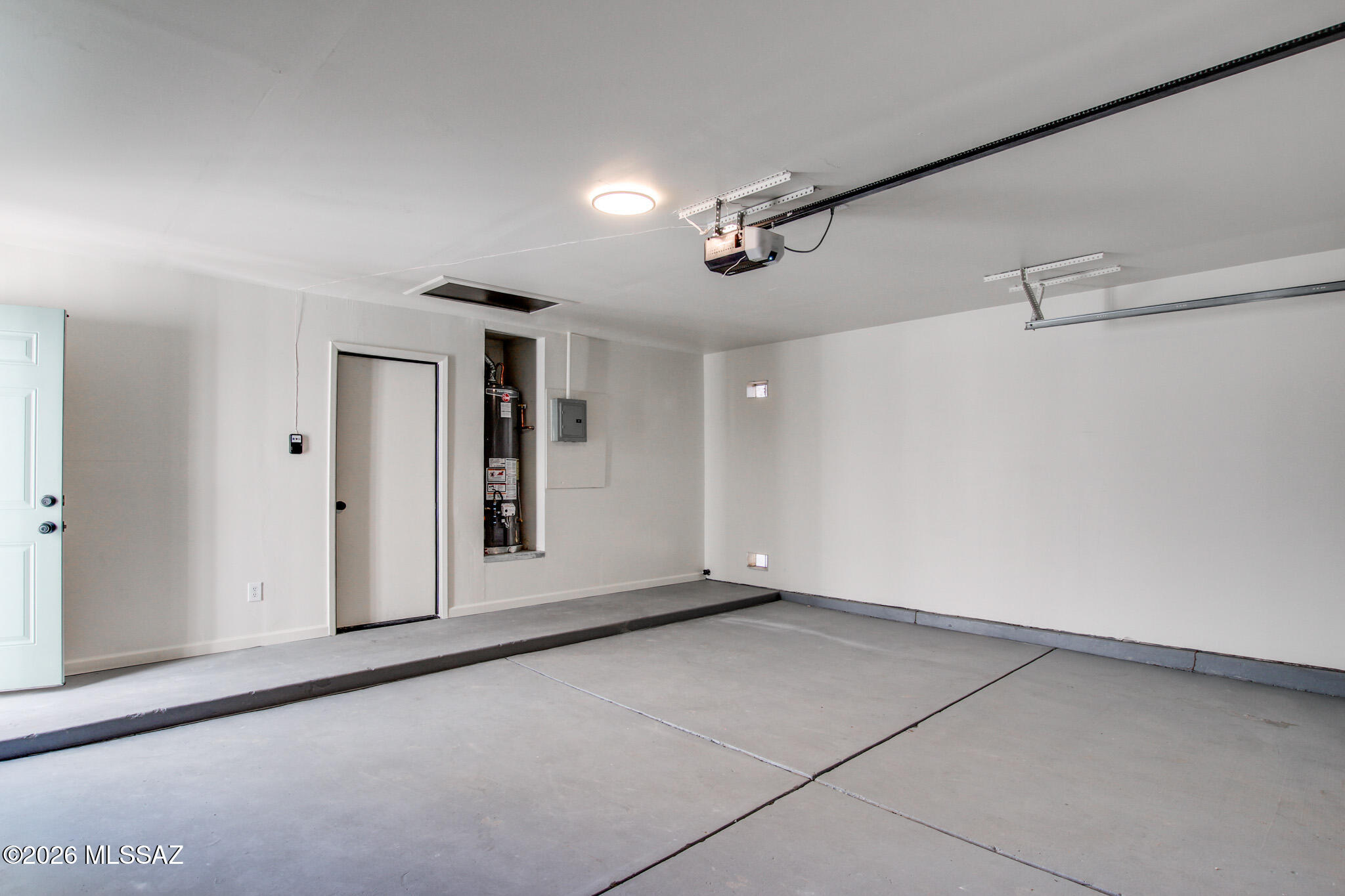 5665 S Catalina Avenue