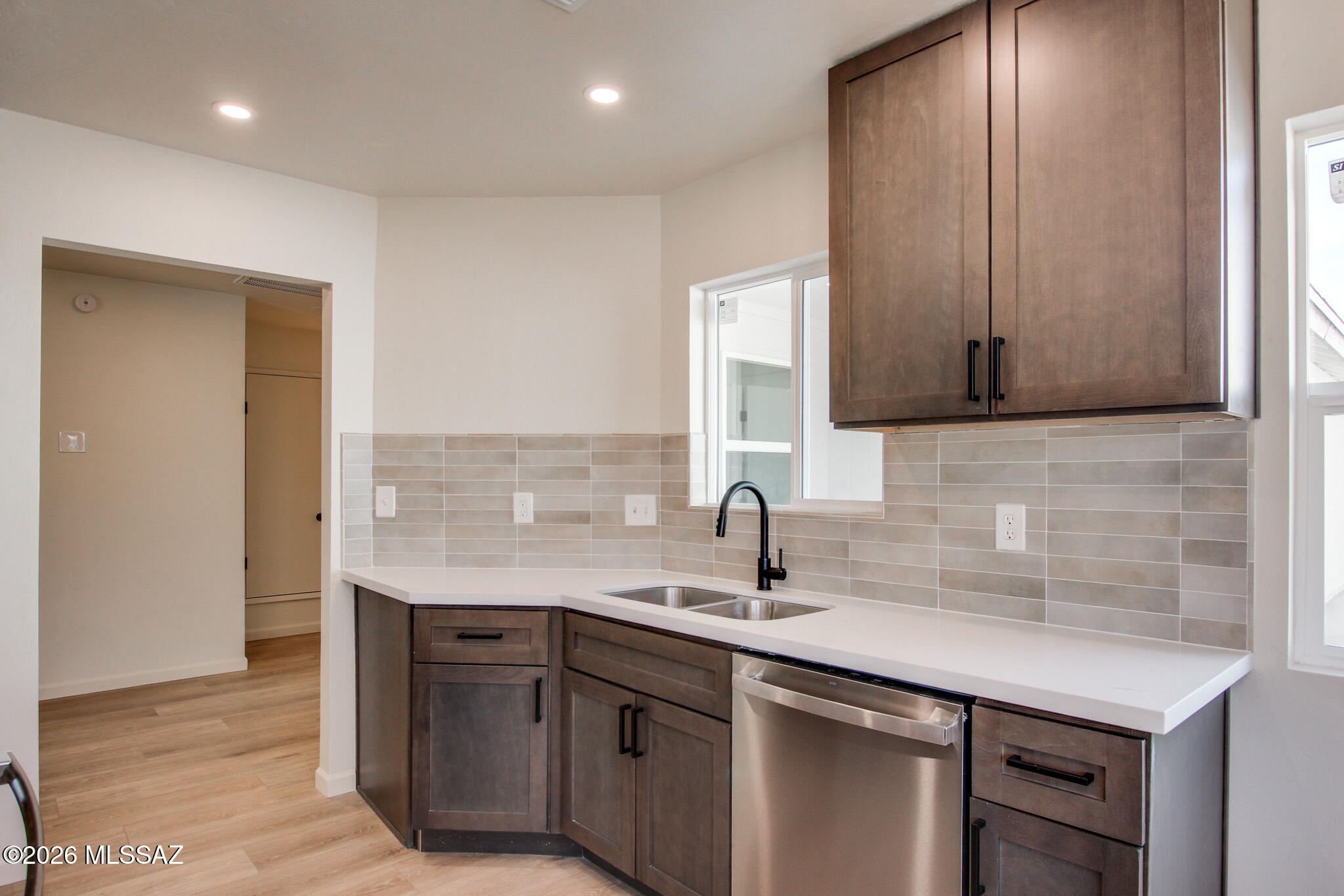 5665 S Catalina Avenue