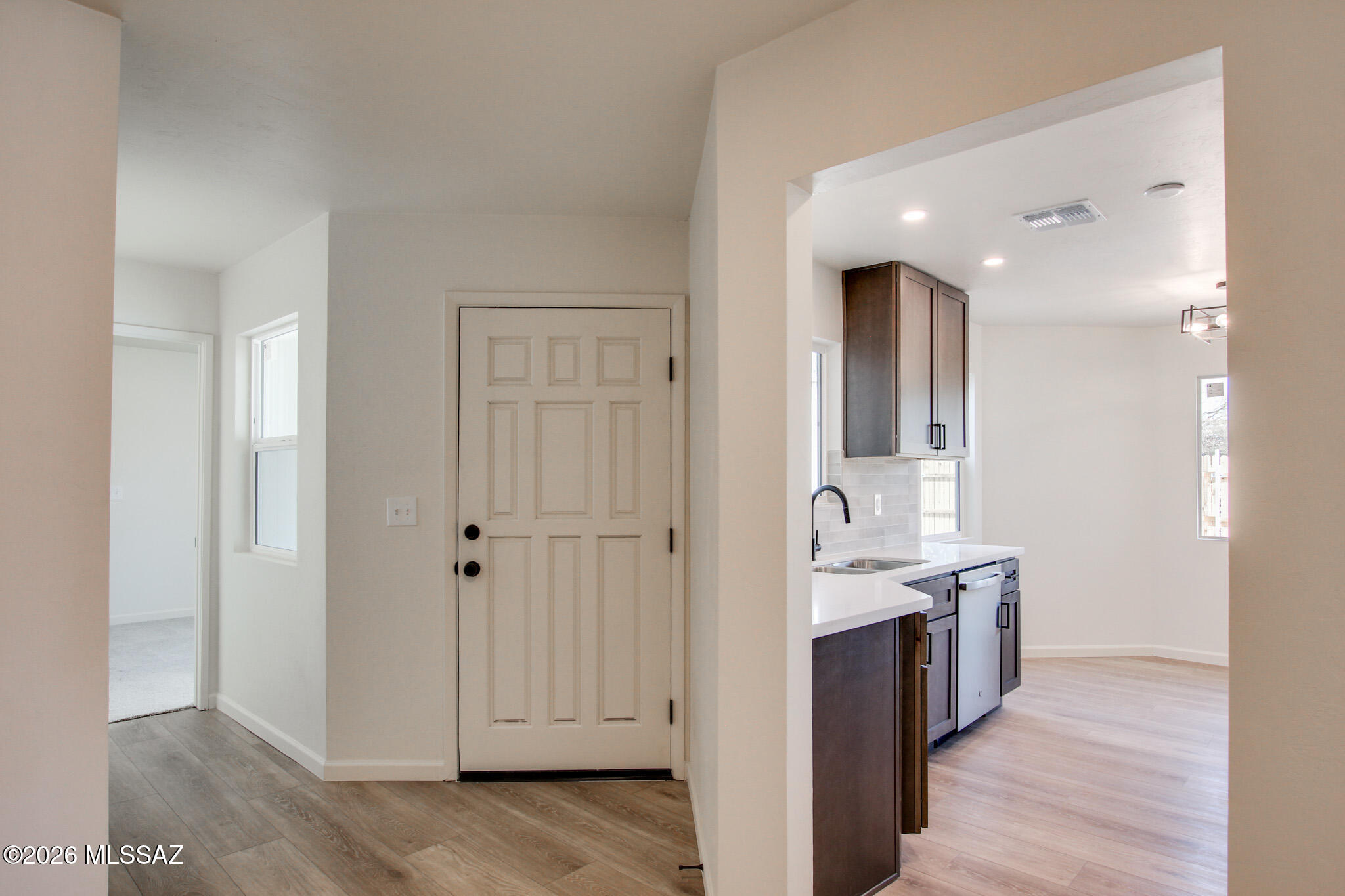 5665 S Catalina Avenue