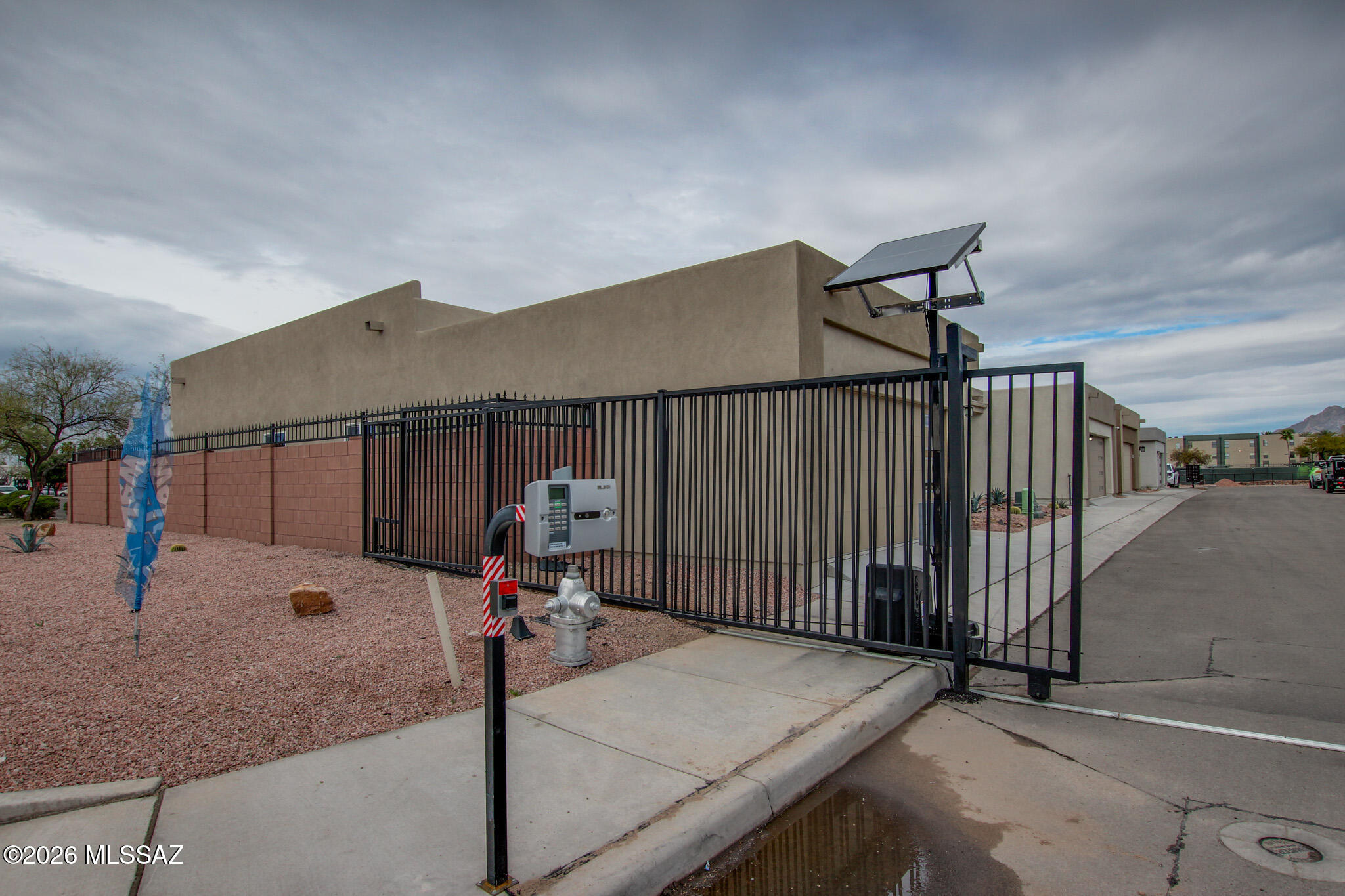 4214 N Lulu Court
