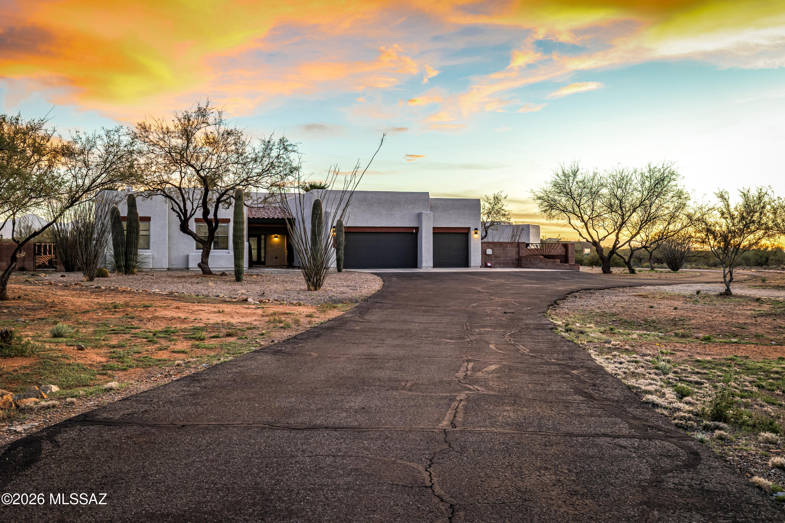 16244 S Sycamore Ridge Trail