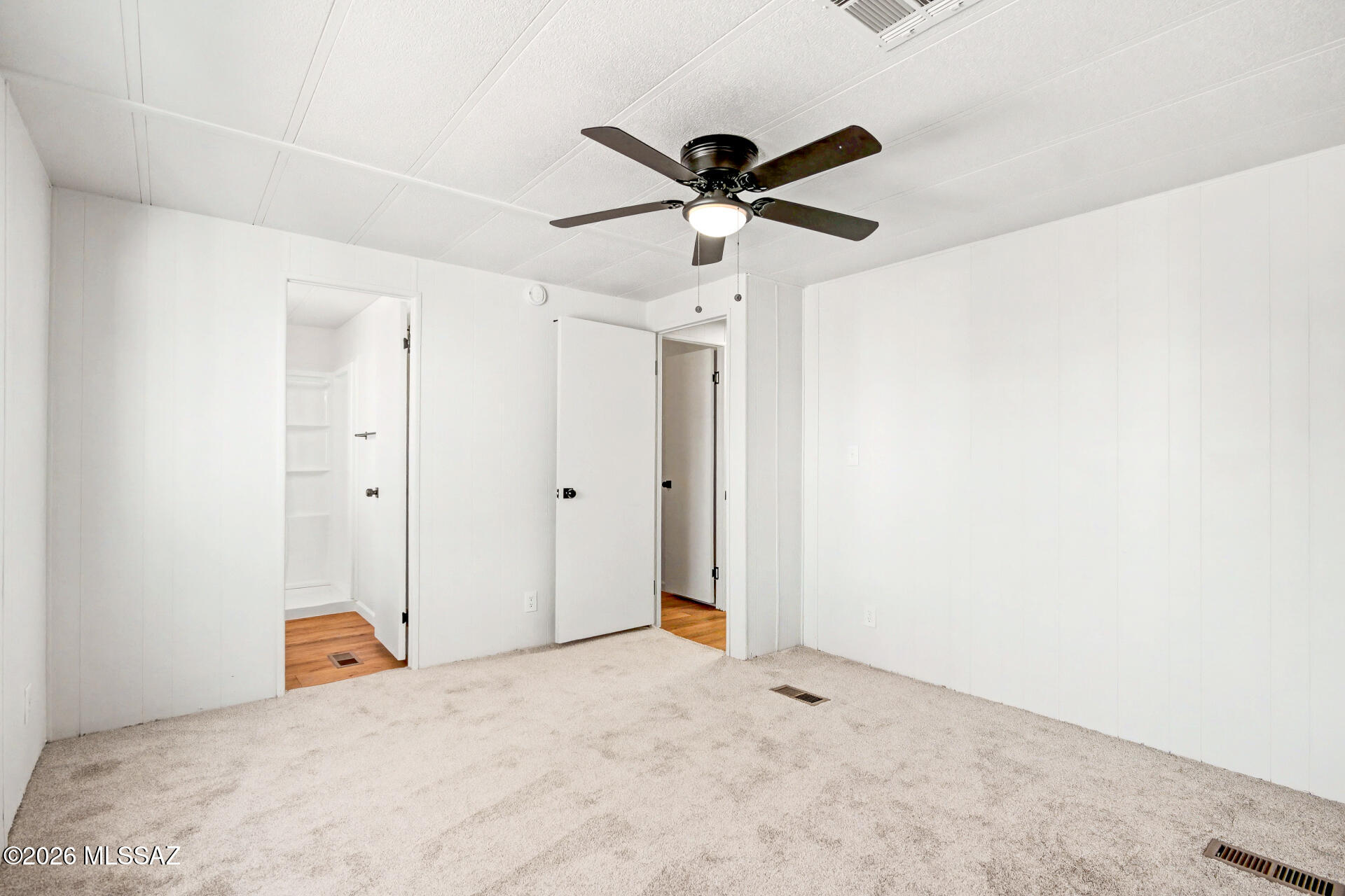 5422 W Circle Z Street