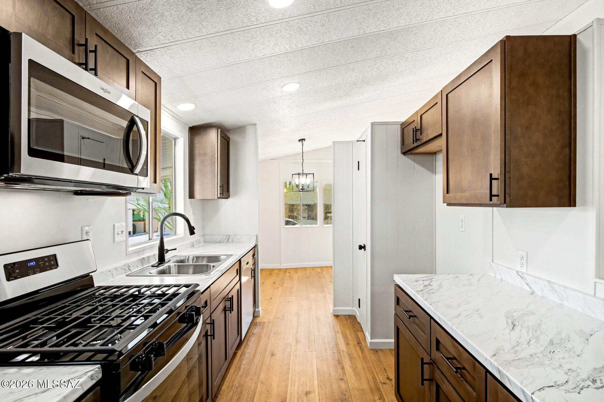 5422 W Circle Z Street