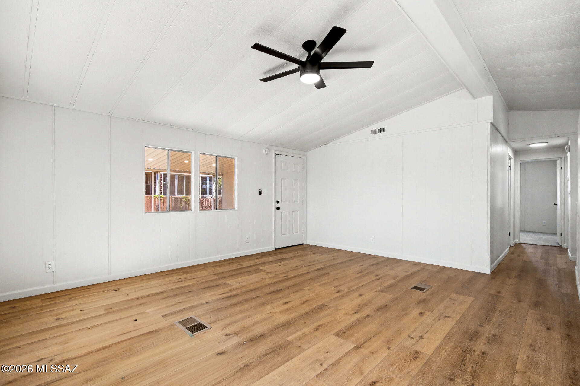 5422 W Circle Z Street