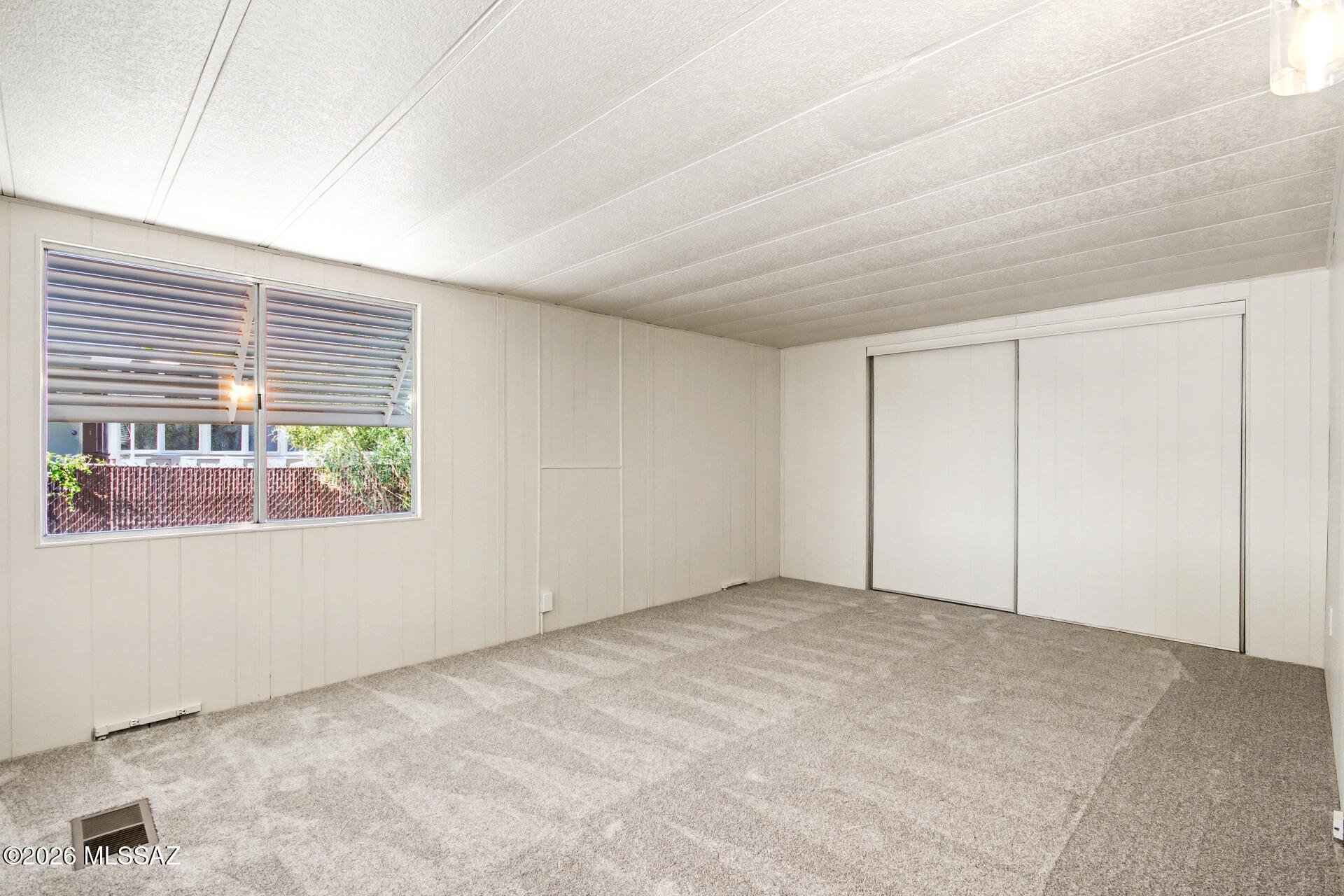 5422 W Circle Z Street