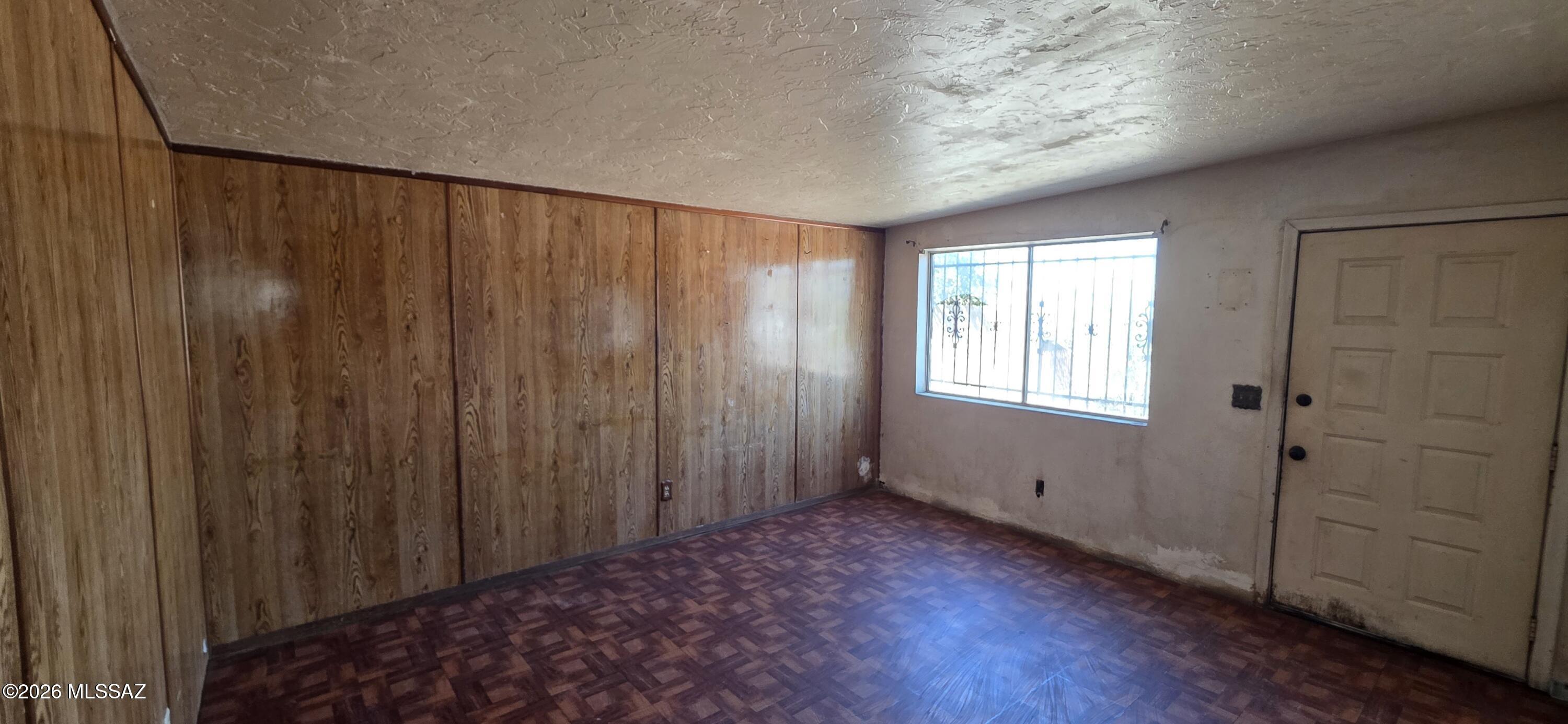 1219 W Ontario Street