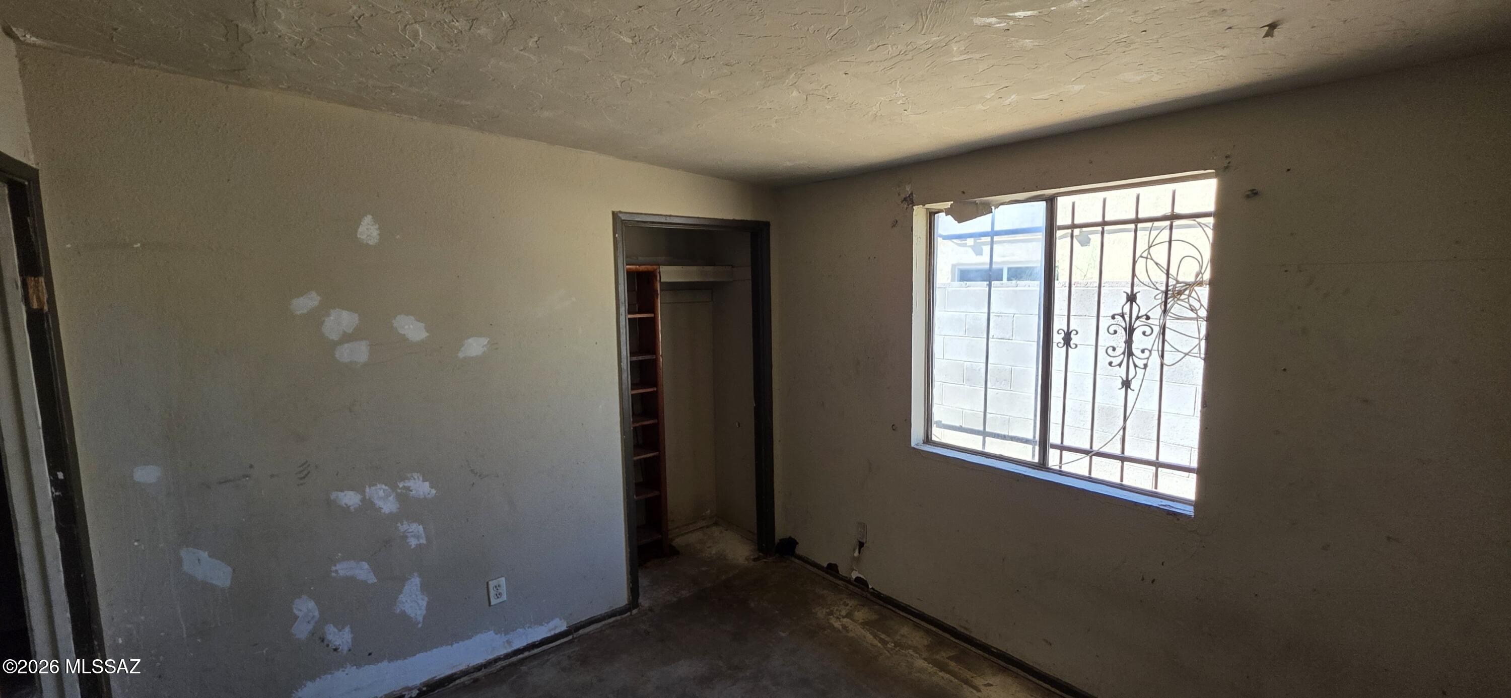 1219 W Ontario Street