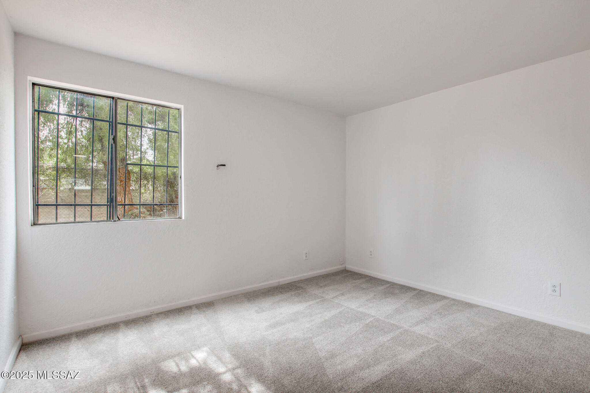 828 S Langley Avenue 101