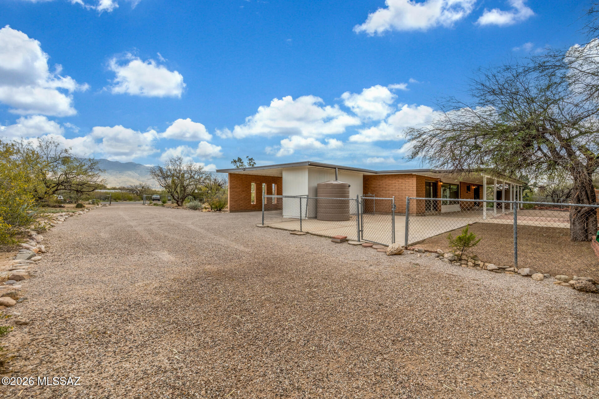 12521 E Calle Tatita