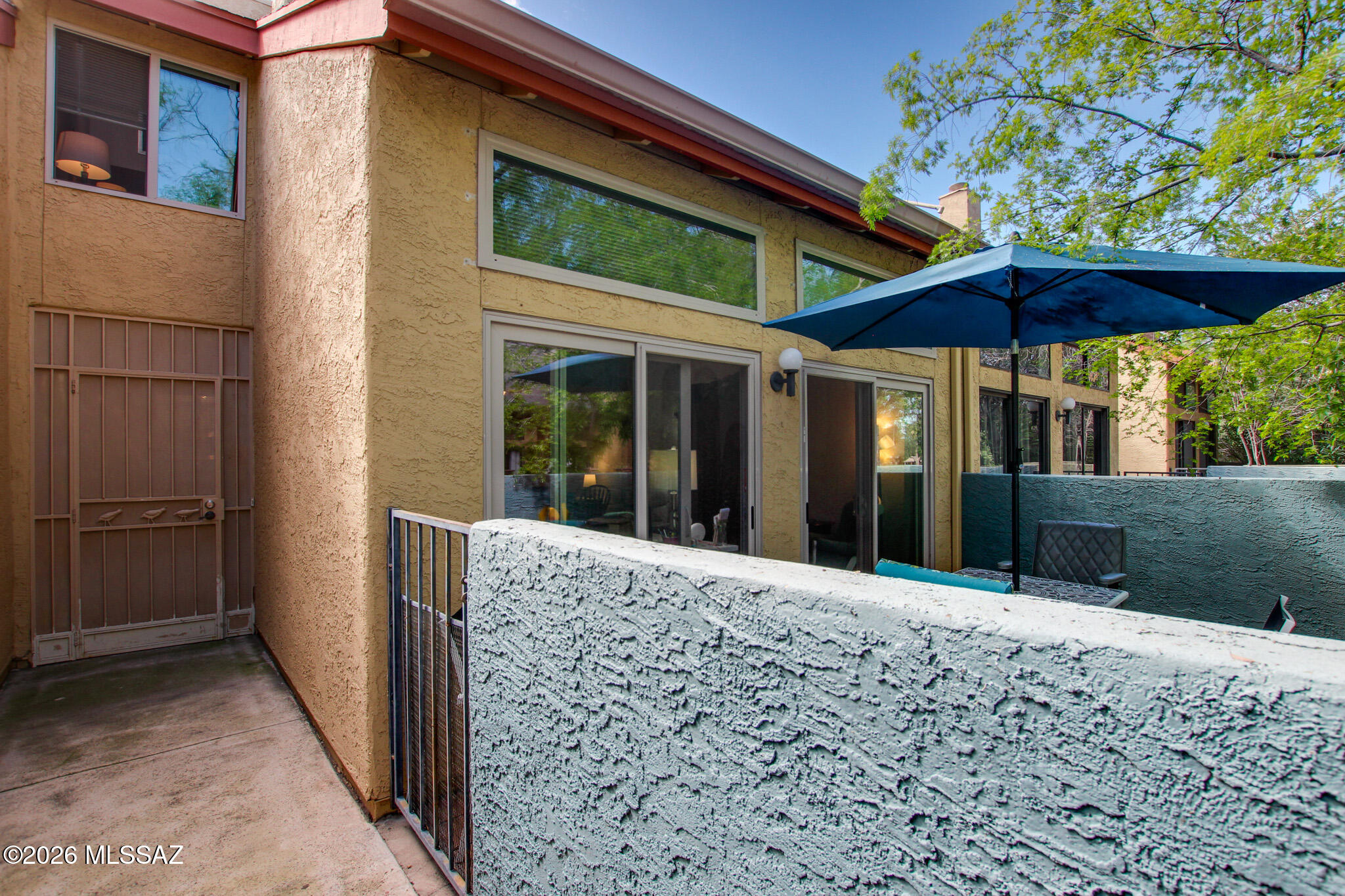 3109 E Corte De La Raqueta