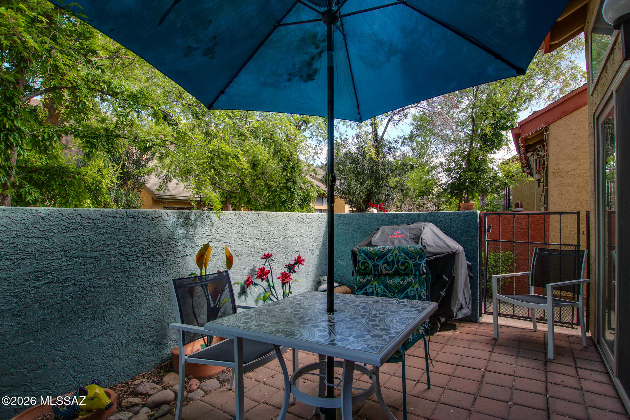 3109 E Corte De La Raqueta