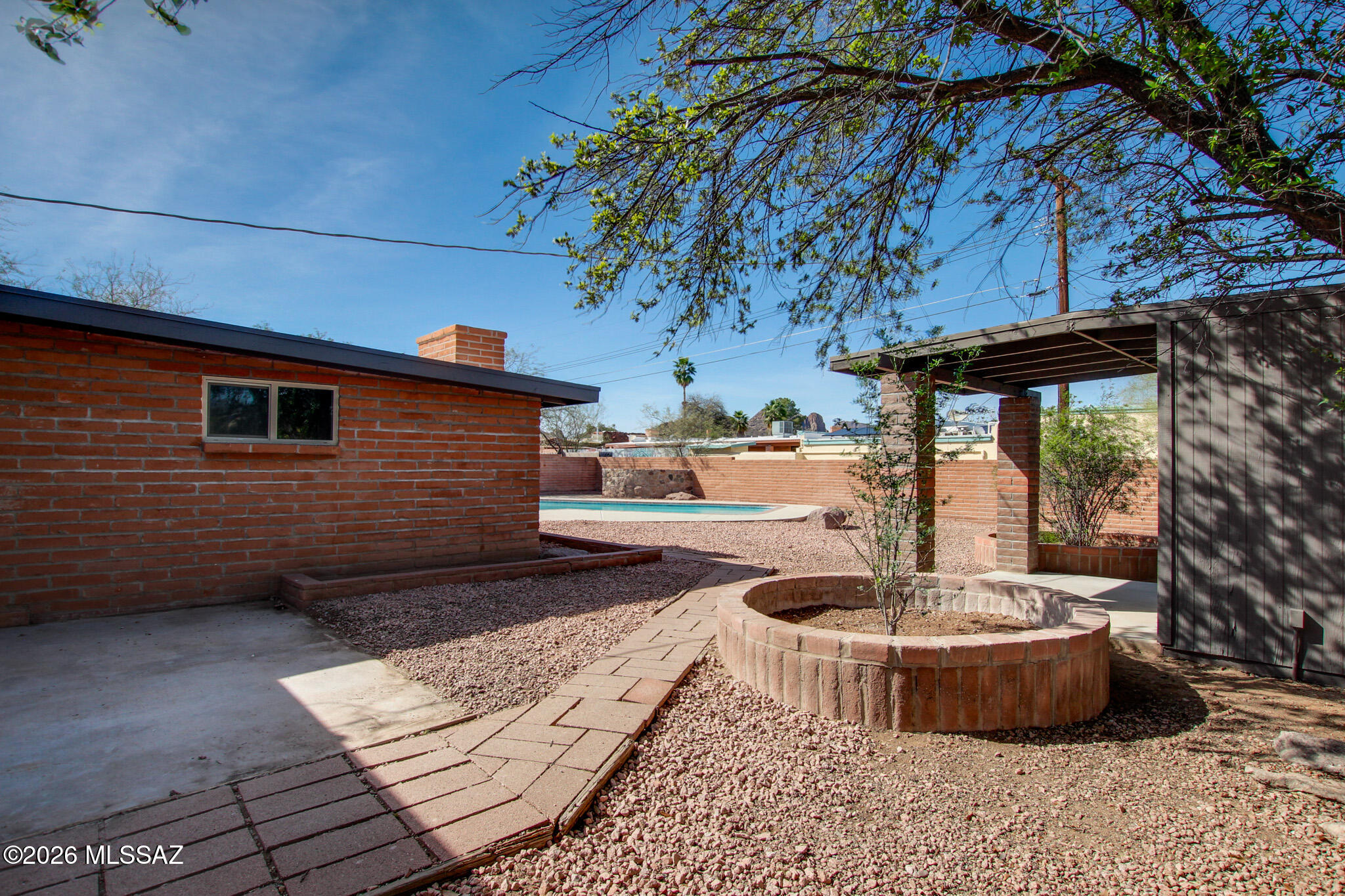 2700 W San Paulus Road