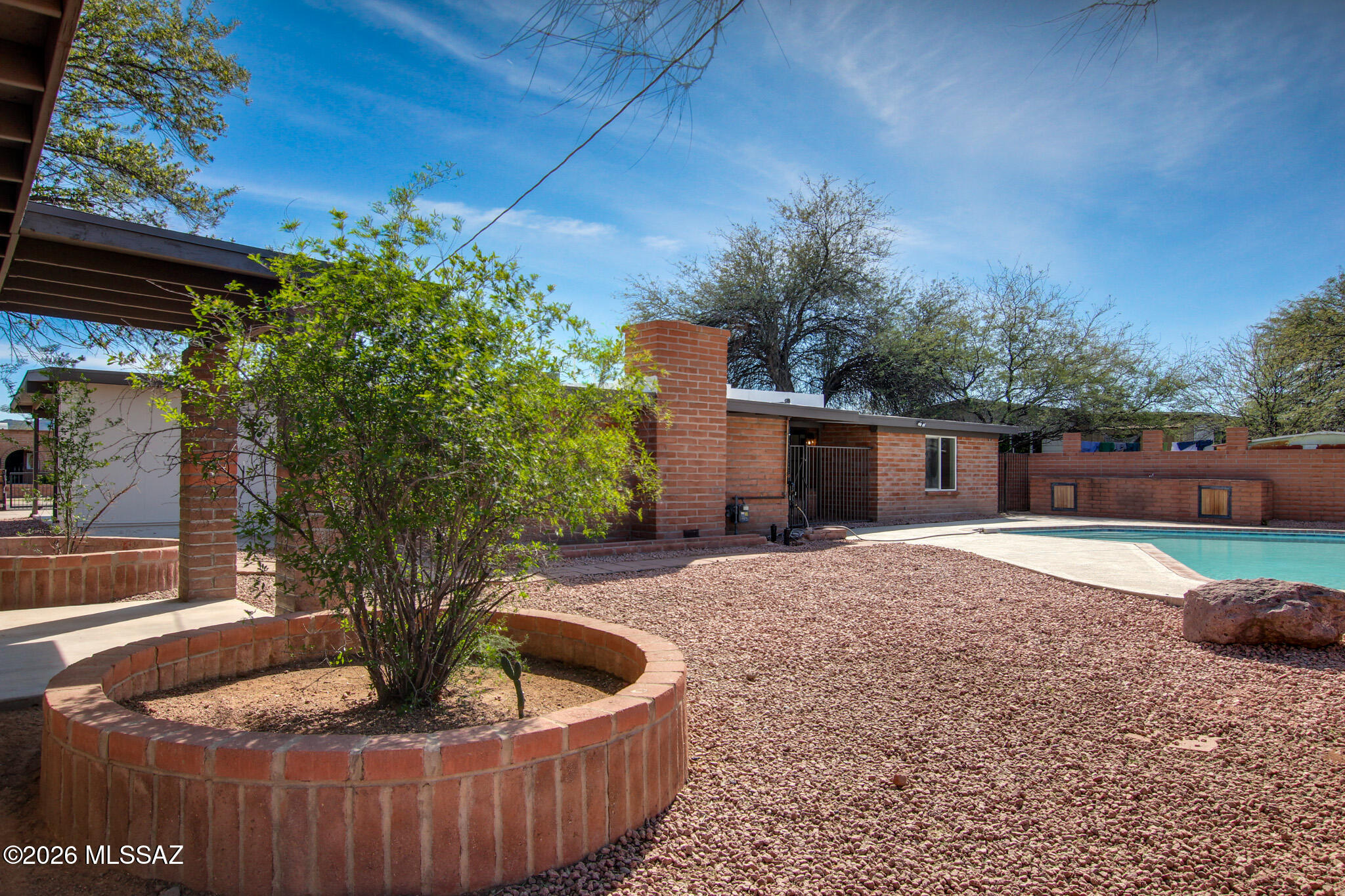 2700 W San Paulus Road