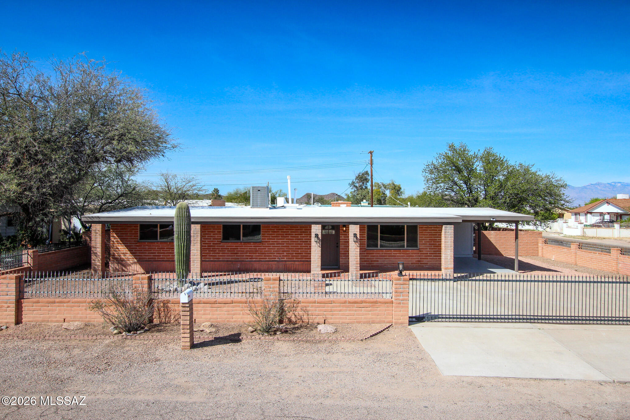 2700 W San Paulus Road