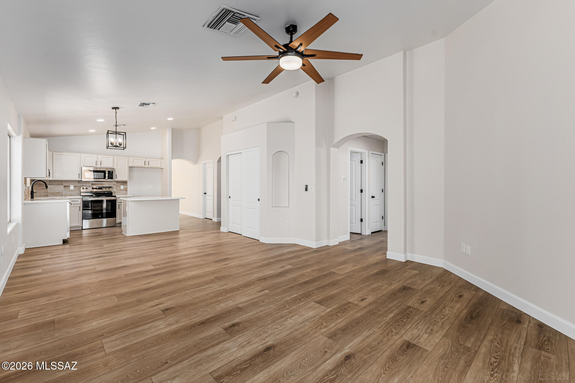 8046 W Misty Brook Place