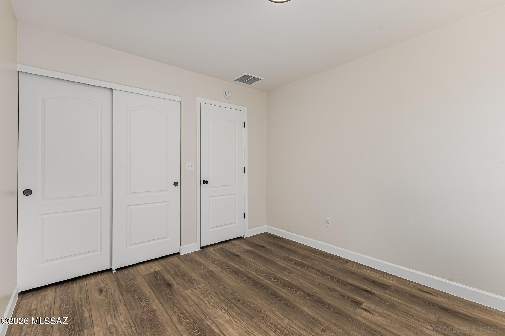 8046 W Misty Brook Place