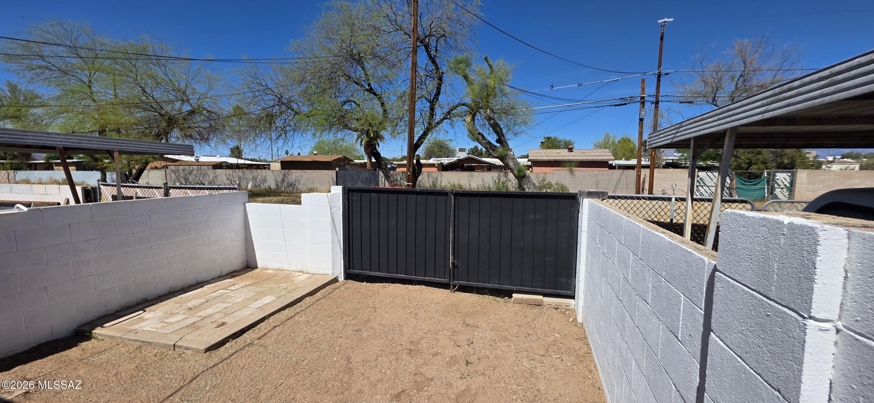 1123 E Kentucky Street 101