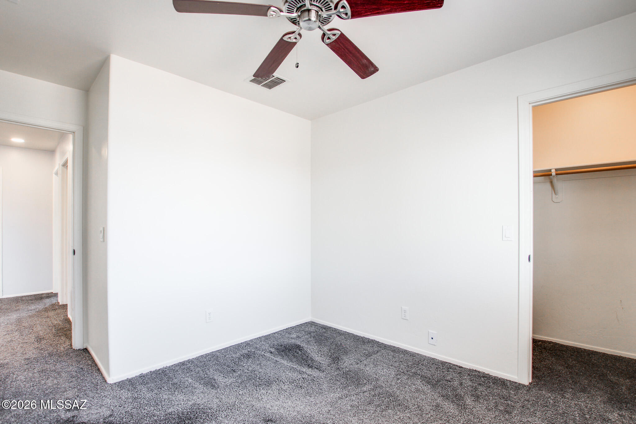 694 W Amber Sun Drive