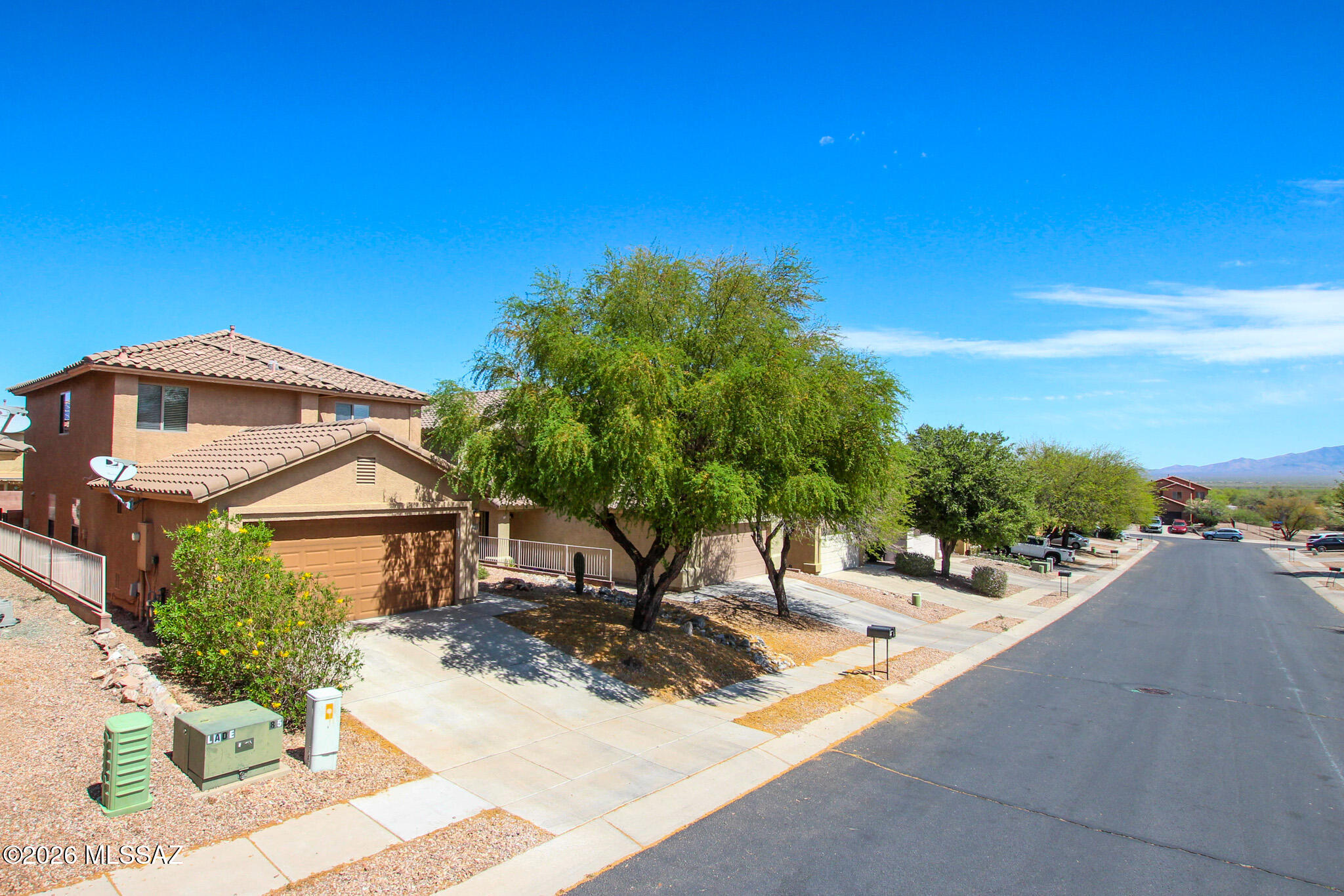 694 W Amber Sun Drive