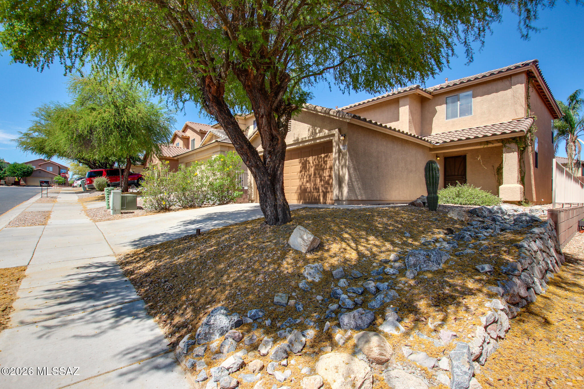 694 W Amber Sun Drive