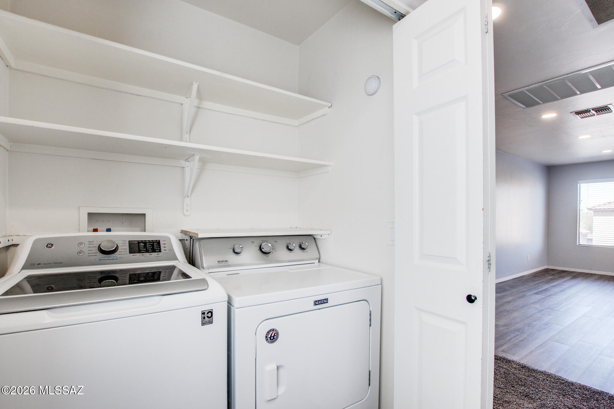 694 W Amber Sun Drive