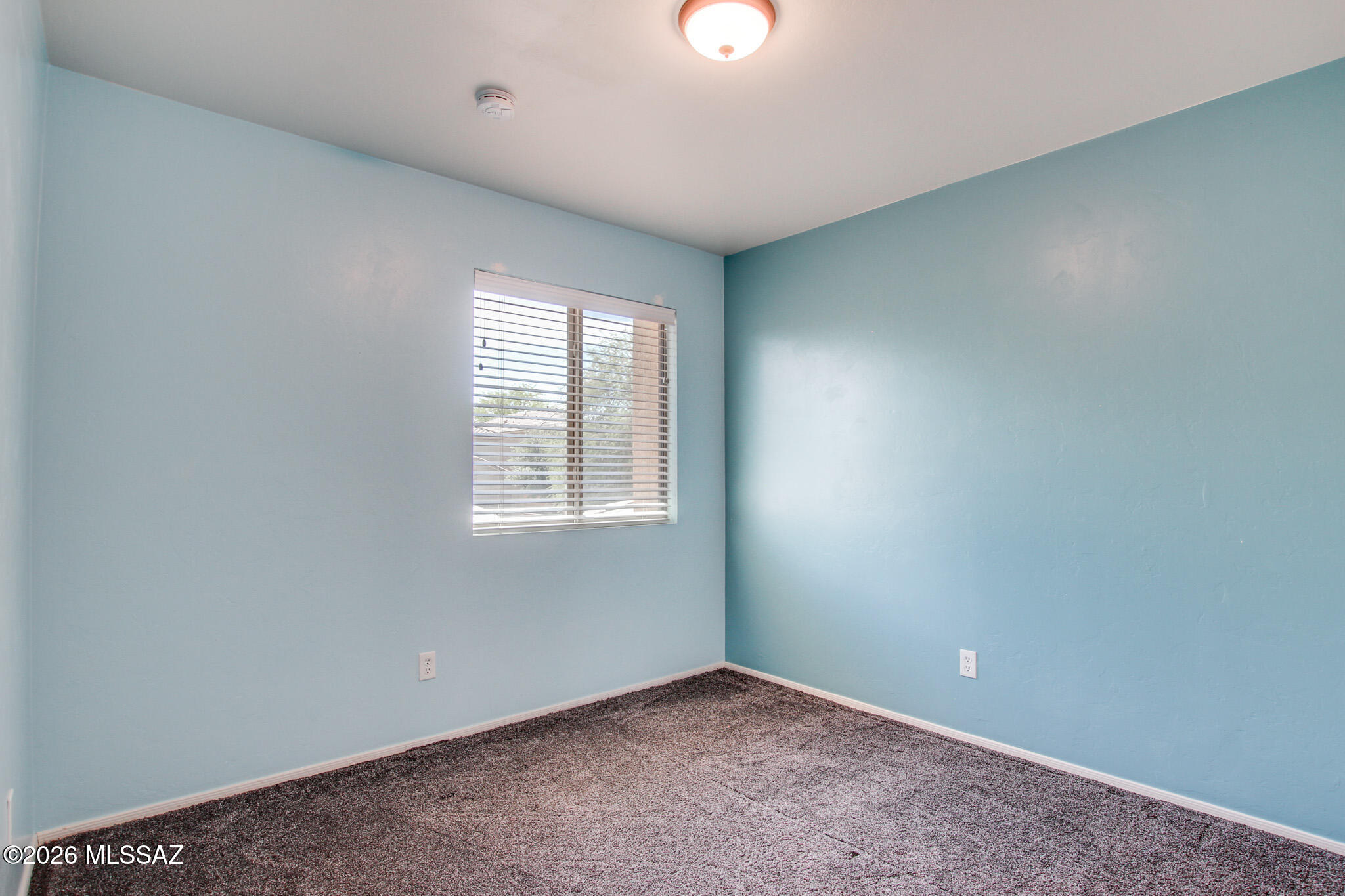 694 W Amber Sun Drive