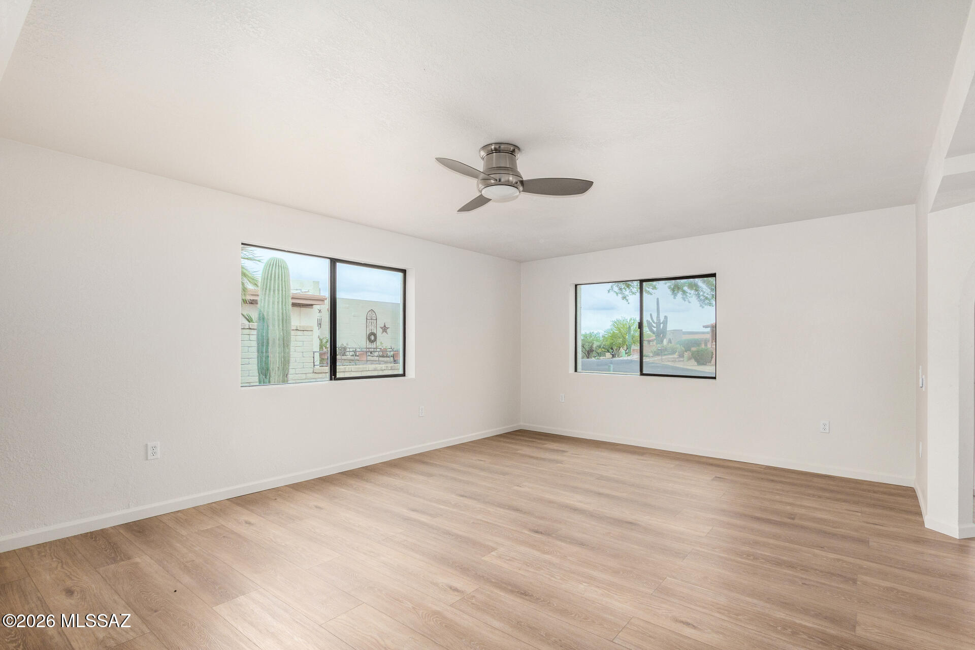 750 W Camino Iturbide